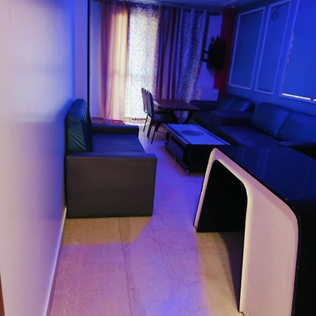 Vinanda Home Stay Nové Dillí Exteriér fotografie
